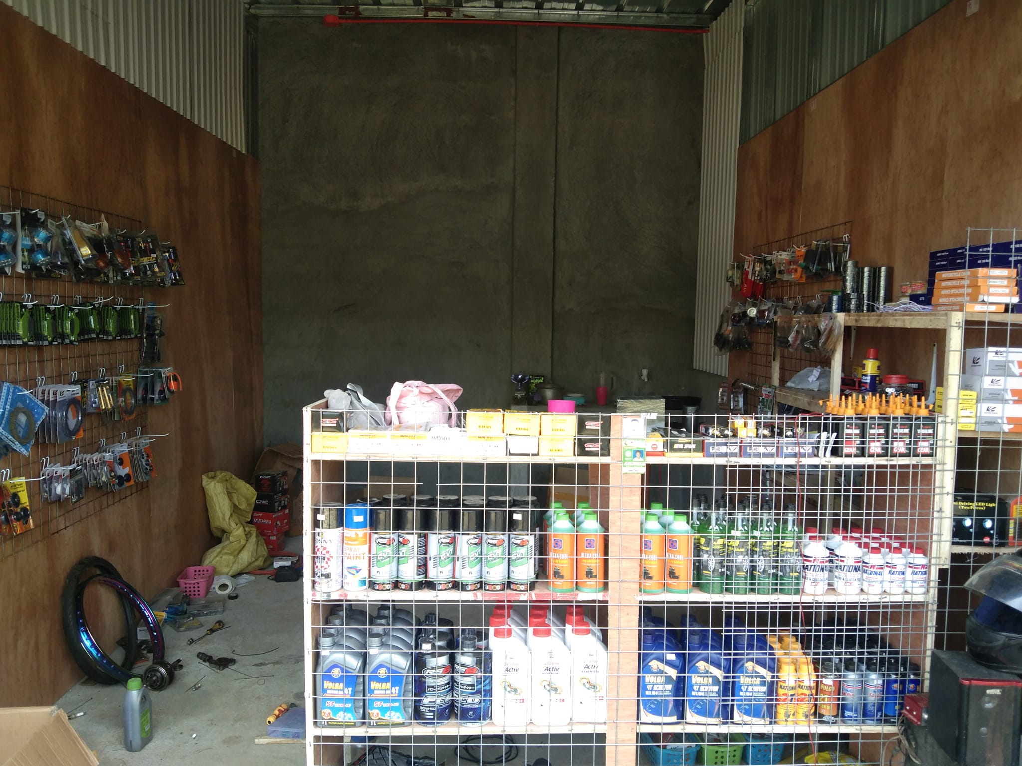 Motorcycle Shop Image 2